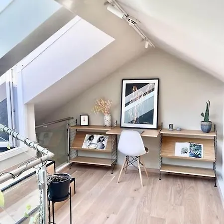 Penthouse With Unique Rooftop Terrace Leilighet
